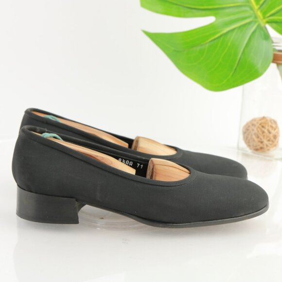 VTG Cole Haan Womens Lofer Size 8.5 NARROW Black Satin Low Heel Shoe Italy - Picture 1 of 12